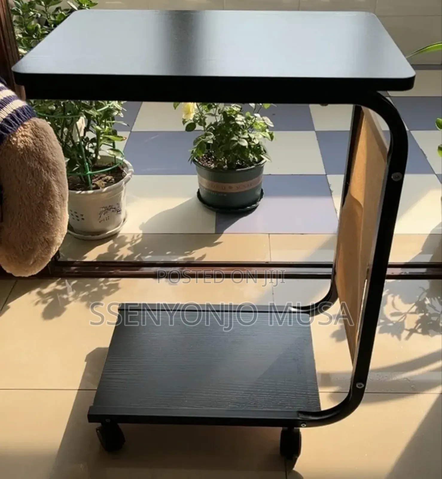 Elegant Mobile Coffee Table - Perfect For Living Room, Sofa