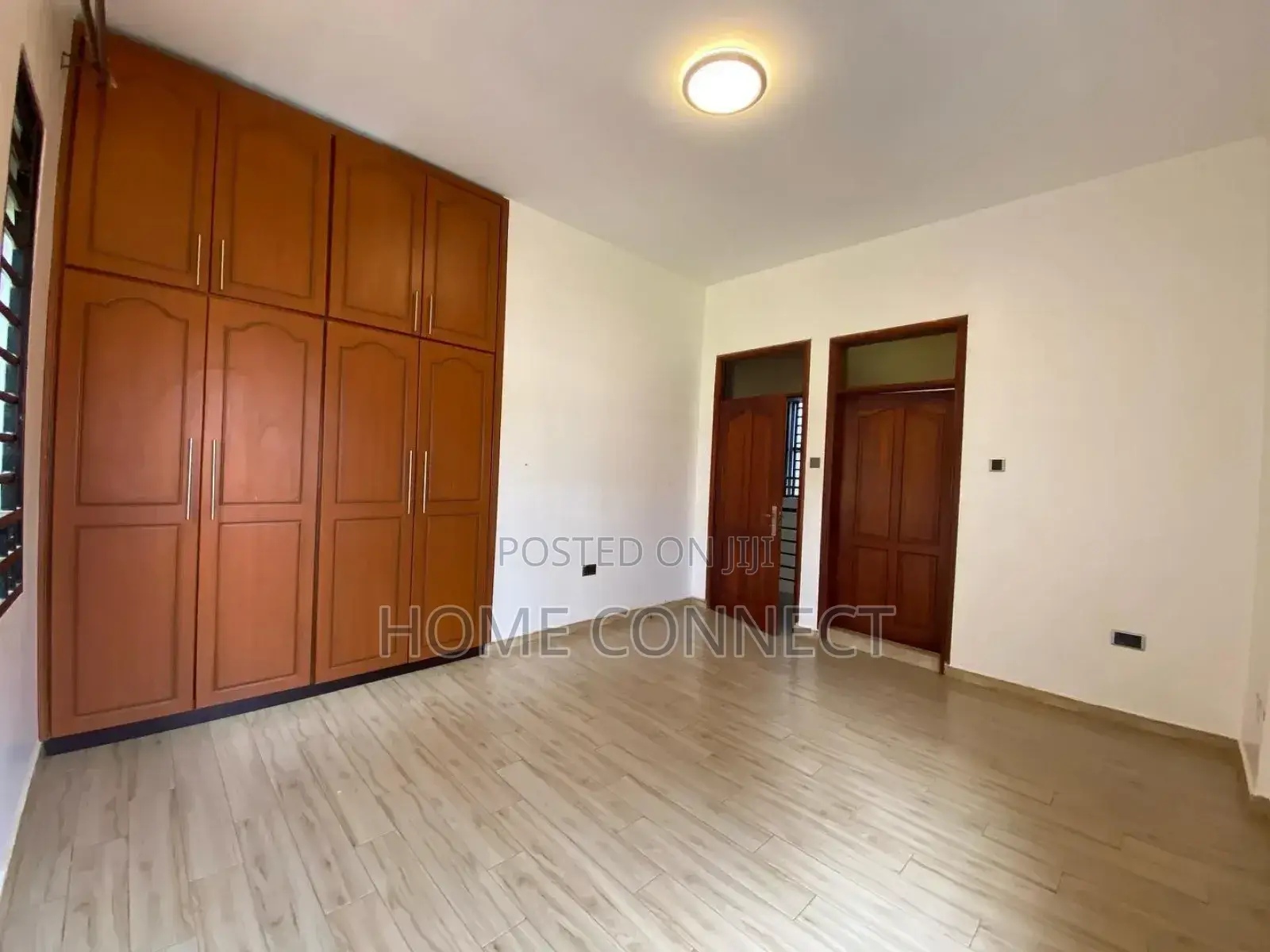 3bdrm Apartment in Muyenga, Central Division for rent