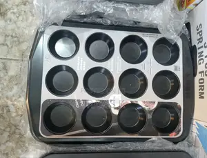 Nonstick 12 Hole Cupcake Muffin Baking Tray