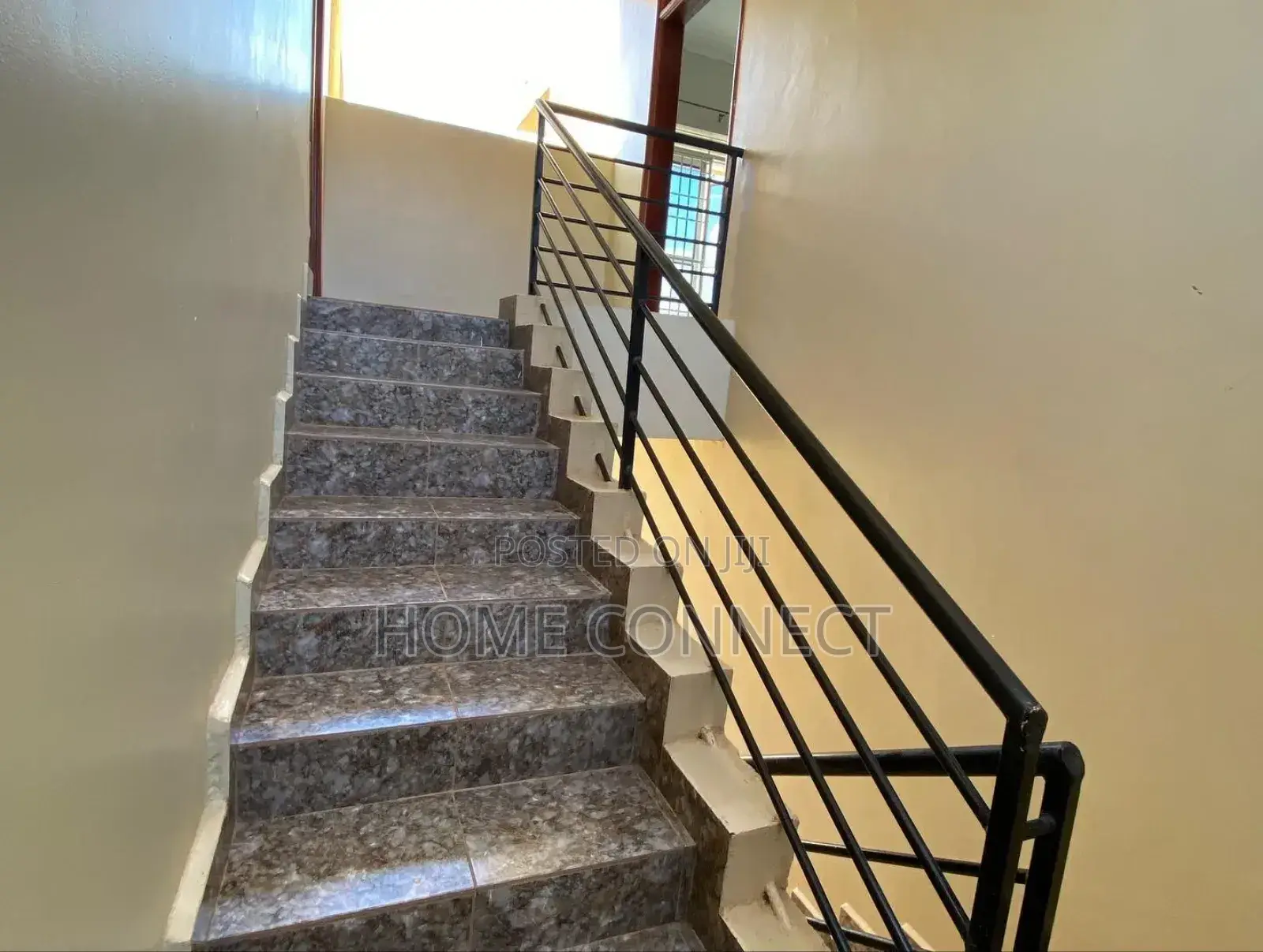2bdrm Apartment in Muyenga, Central Division for rent