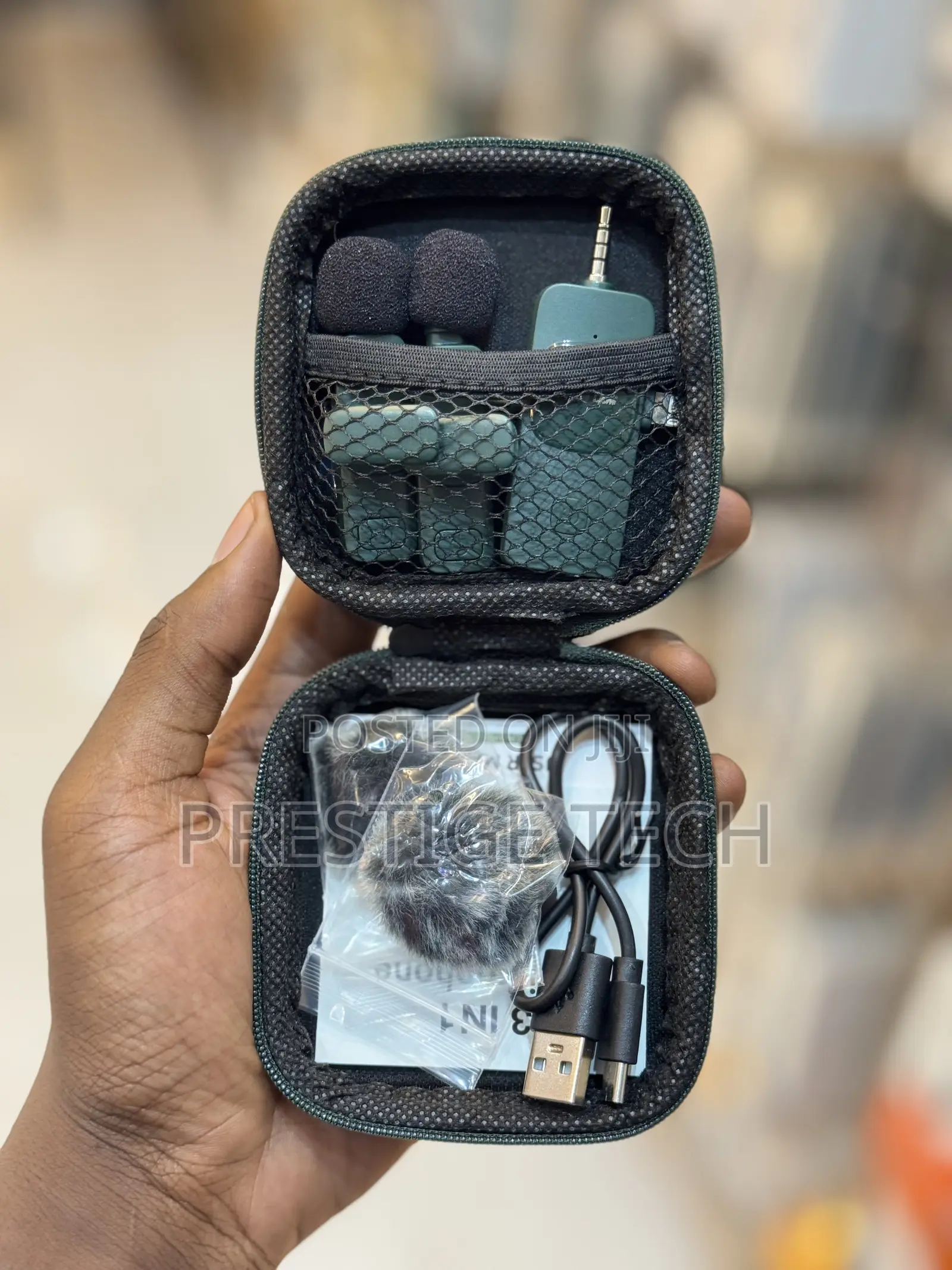 Green Lion 3in1 Microphone (Type C, Lightning, Aux)With Case