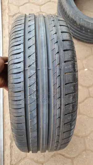 215/55r17 Gt Radial Champiro Made in Indonesia