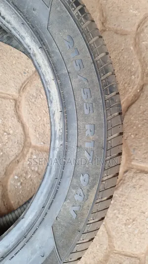 215/55r17 Gt Radial Champiro Made in Indonesia