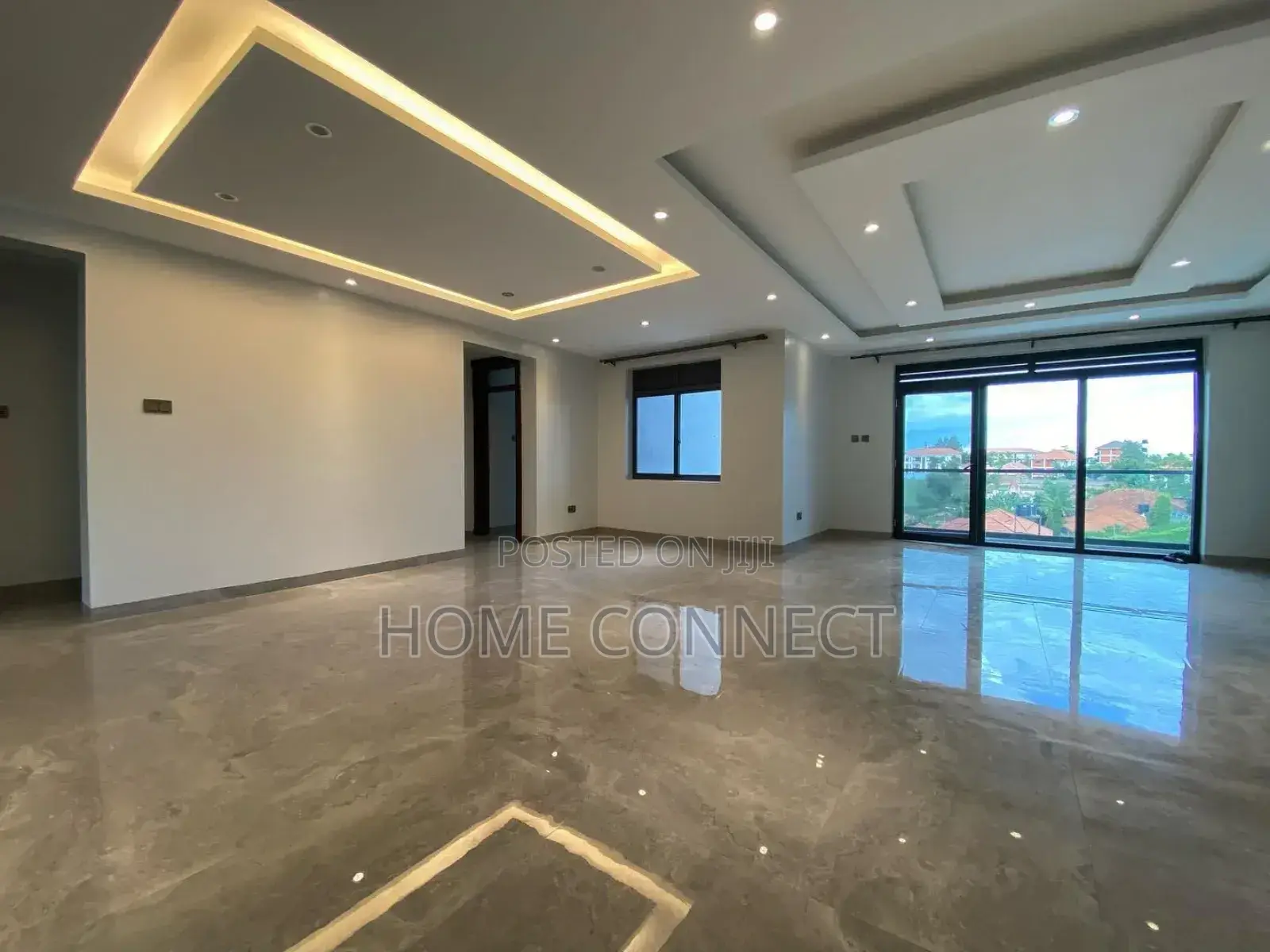 3bdrm Apartment in Kyambogo Road, Central Division for rent