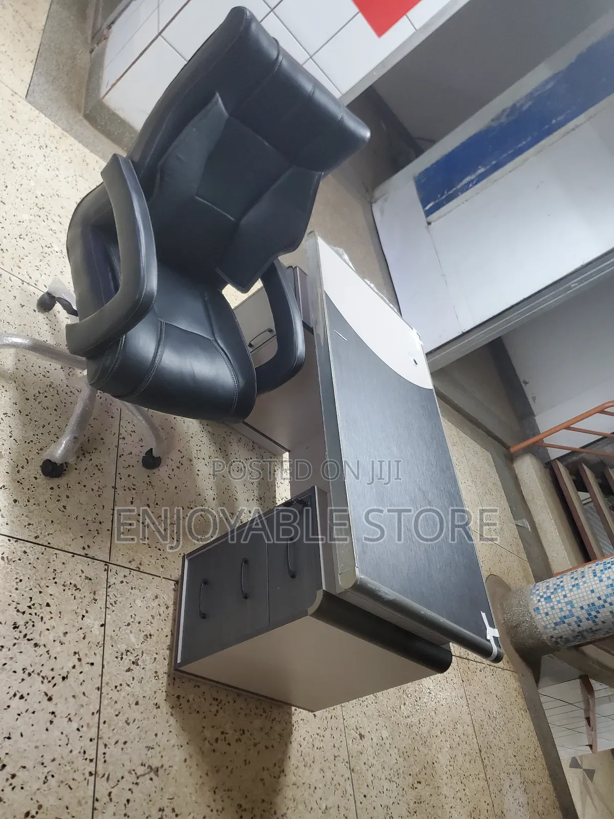 Office Desks 1.4mtrs and Chair