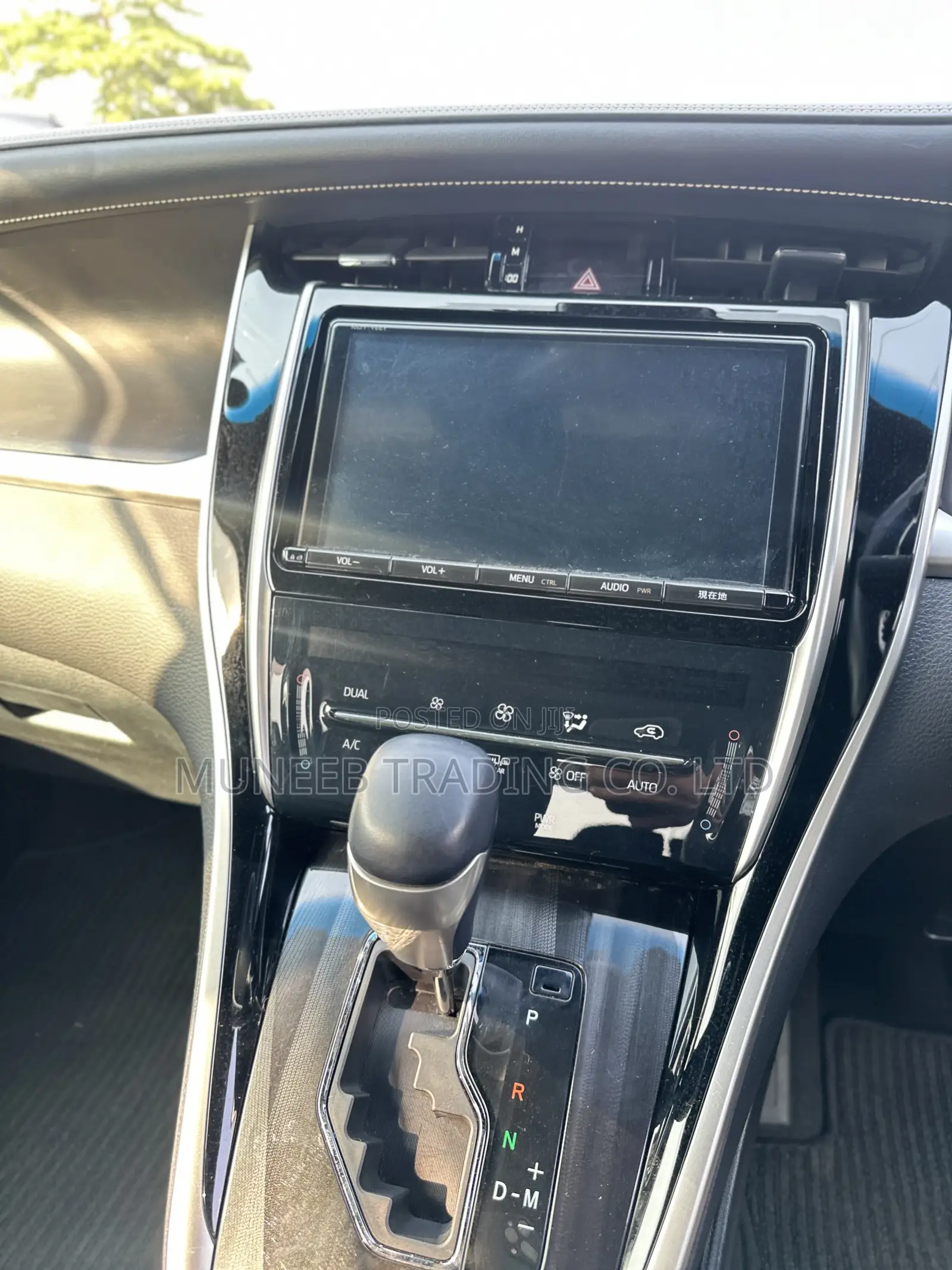 Toyota Harrier 2.0 2018 Silver