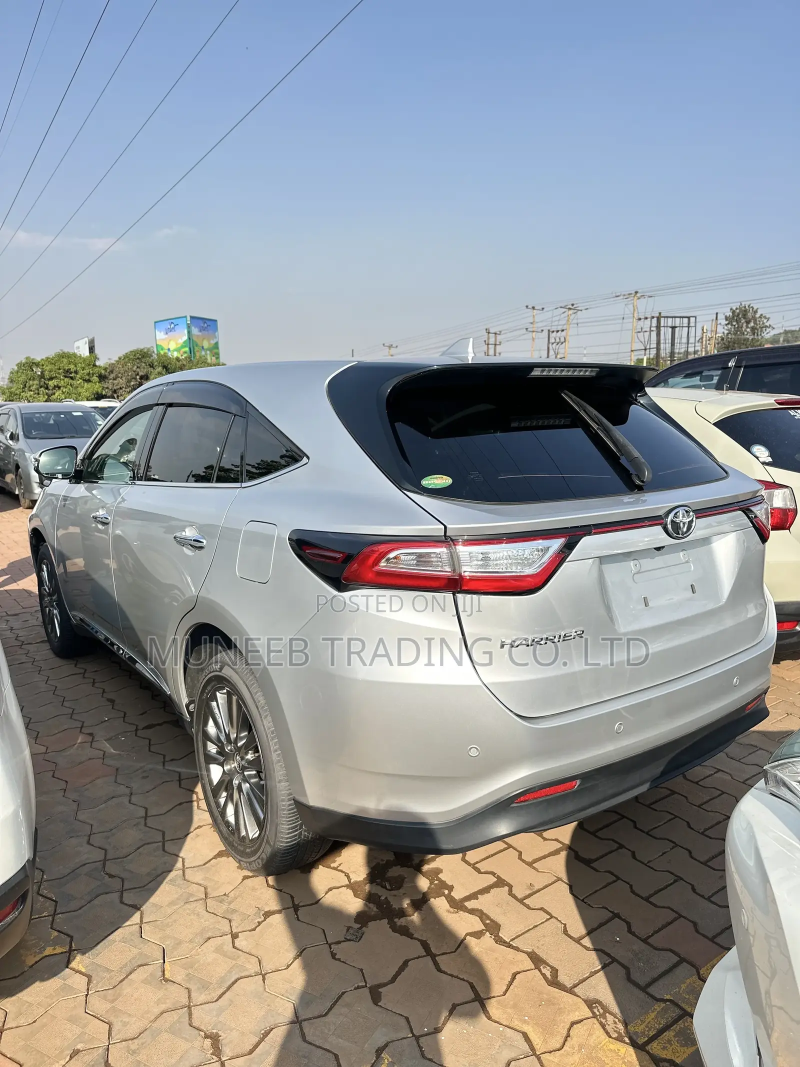 Toyota Harrier 2.0 2018 Silver