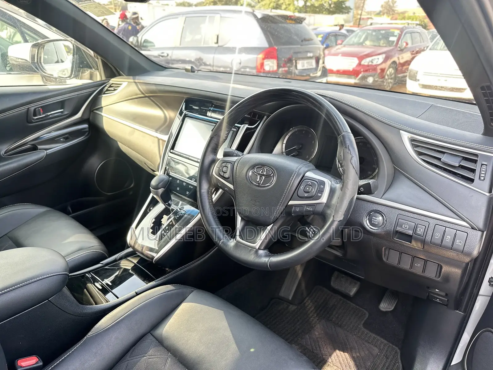 Toyota Harrier 2.0 2018 Silver