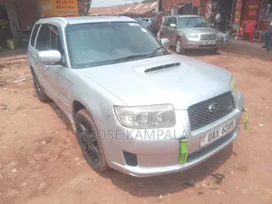 Photo - Subaru Forester 2005 Ivory