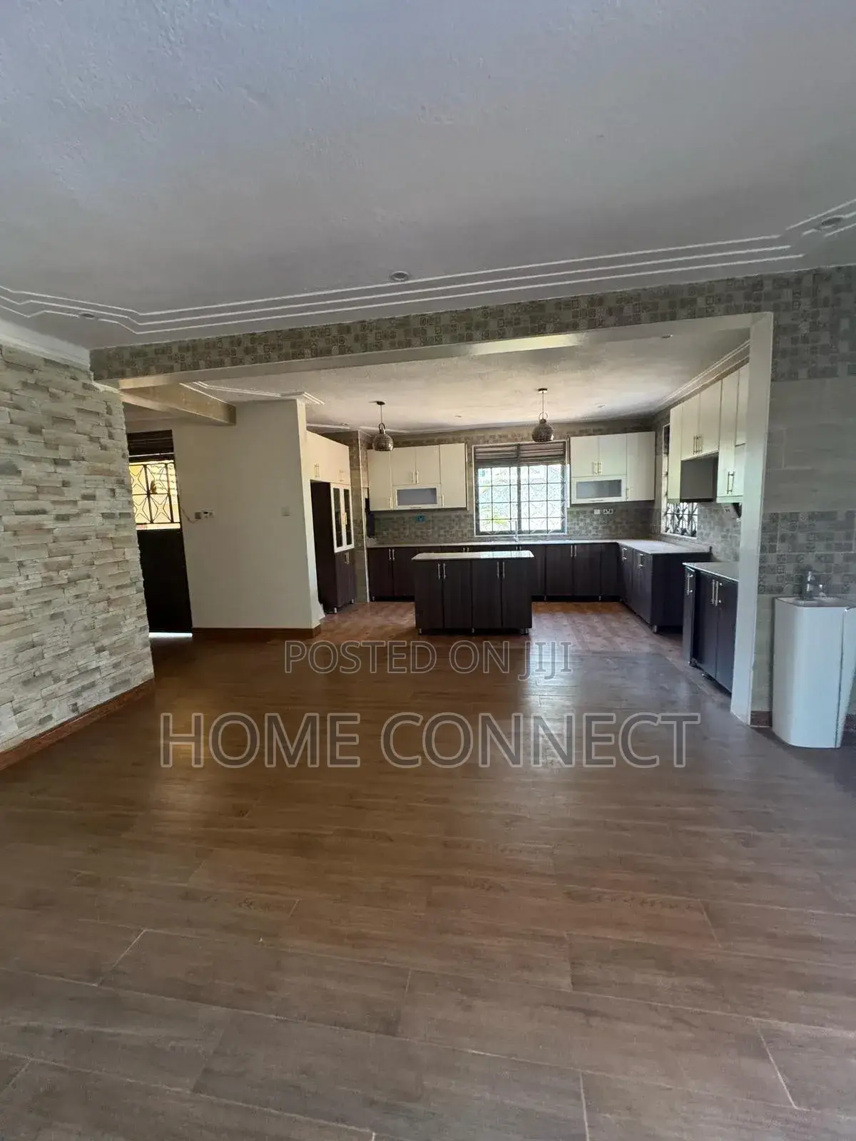 4bdrm Duplex in Naguru, Central Division for rent