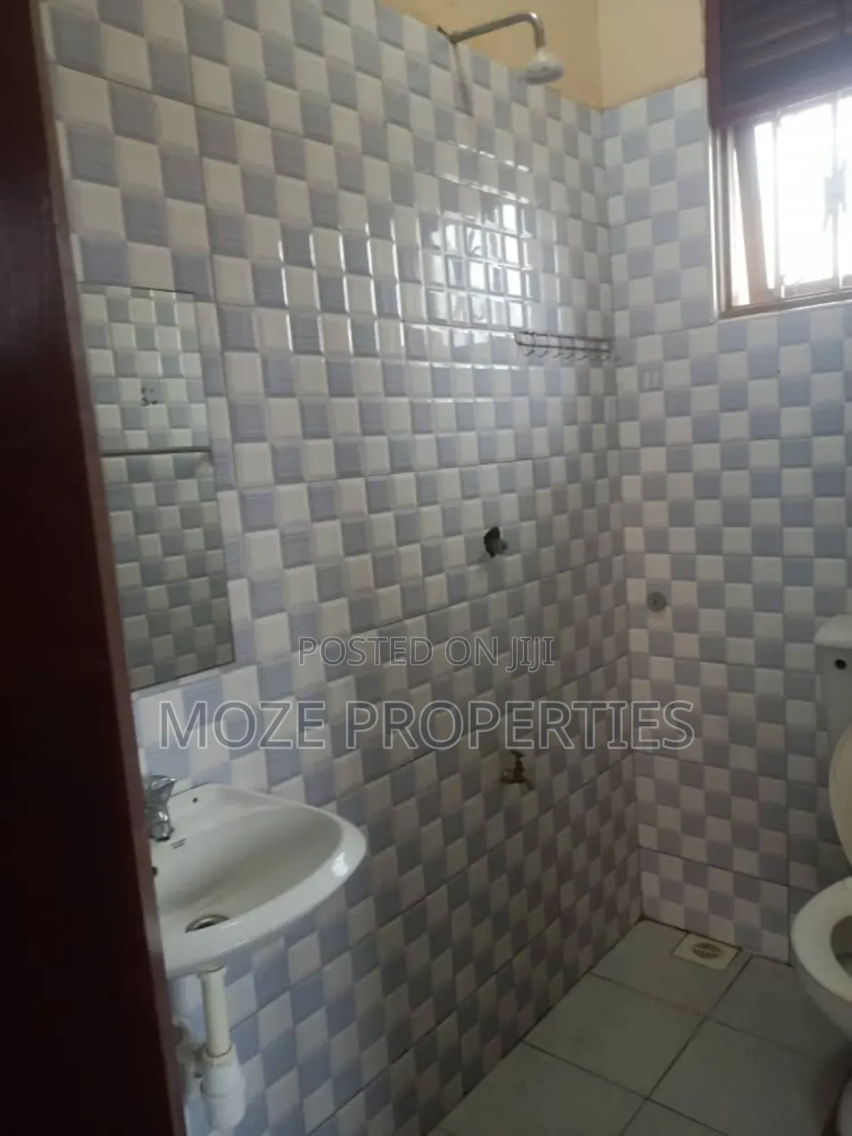 1bdrm Apartment in Luzila, Central Division for rent