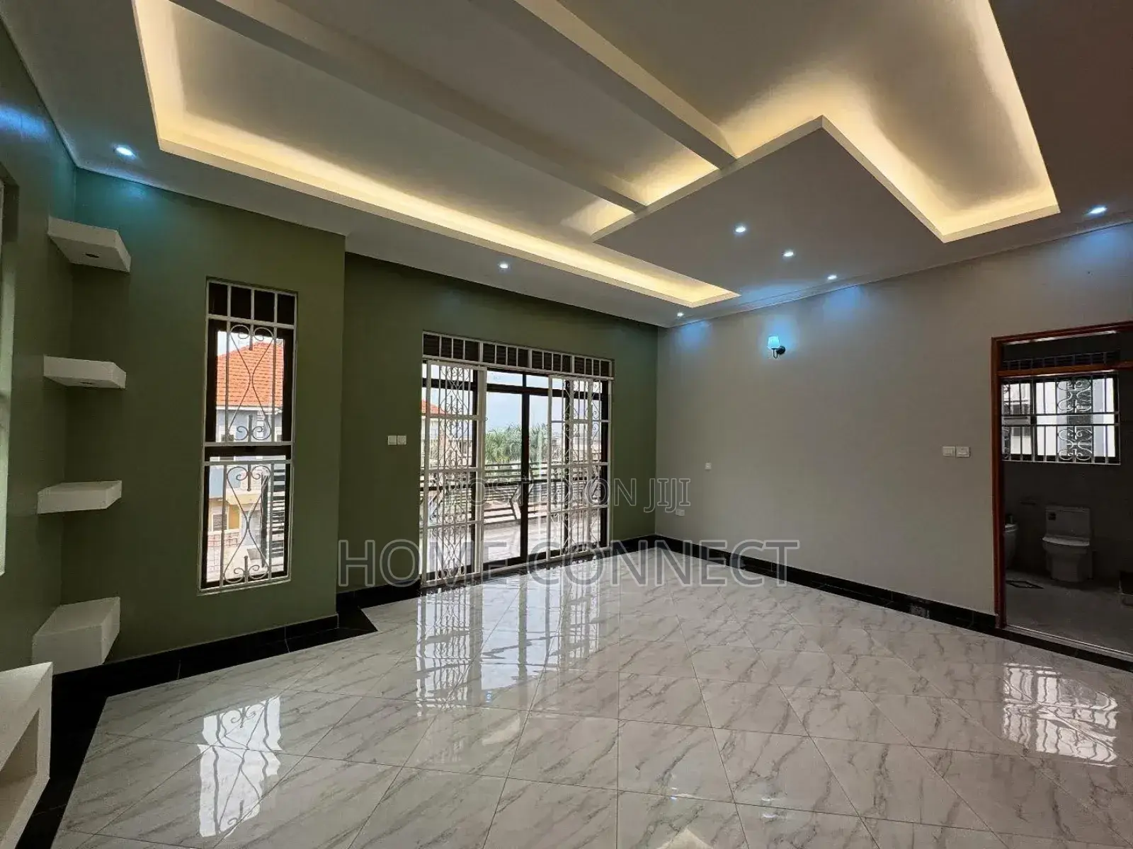 4bdrm Duplex in Bunga, Central Division for rent