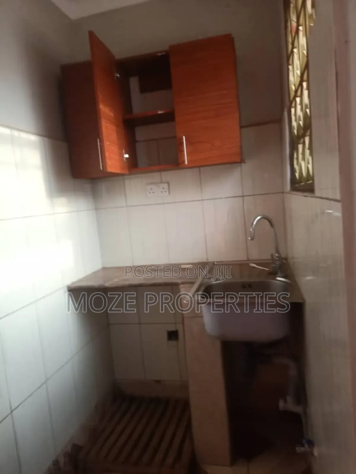 Studio Apartment in Mbuya Kunya Road., Central Division for rent