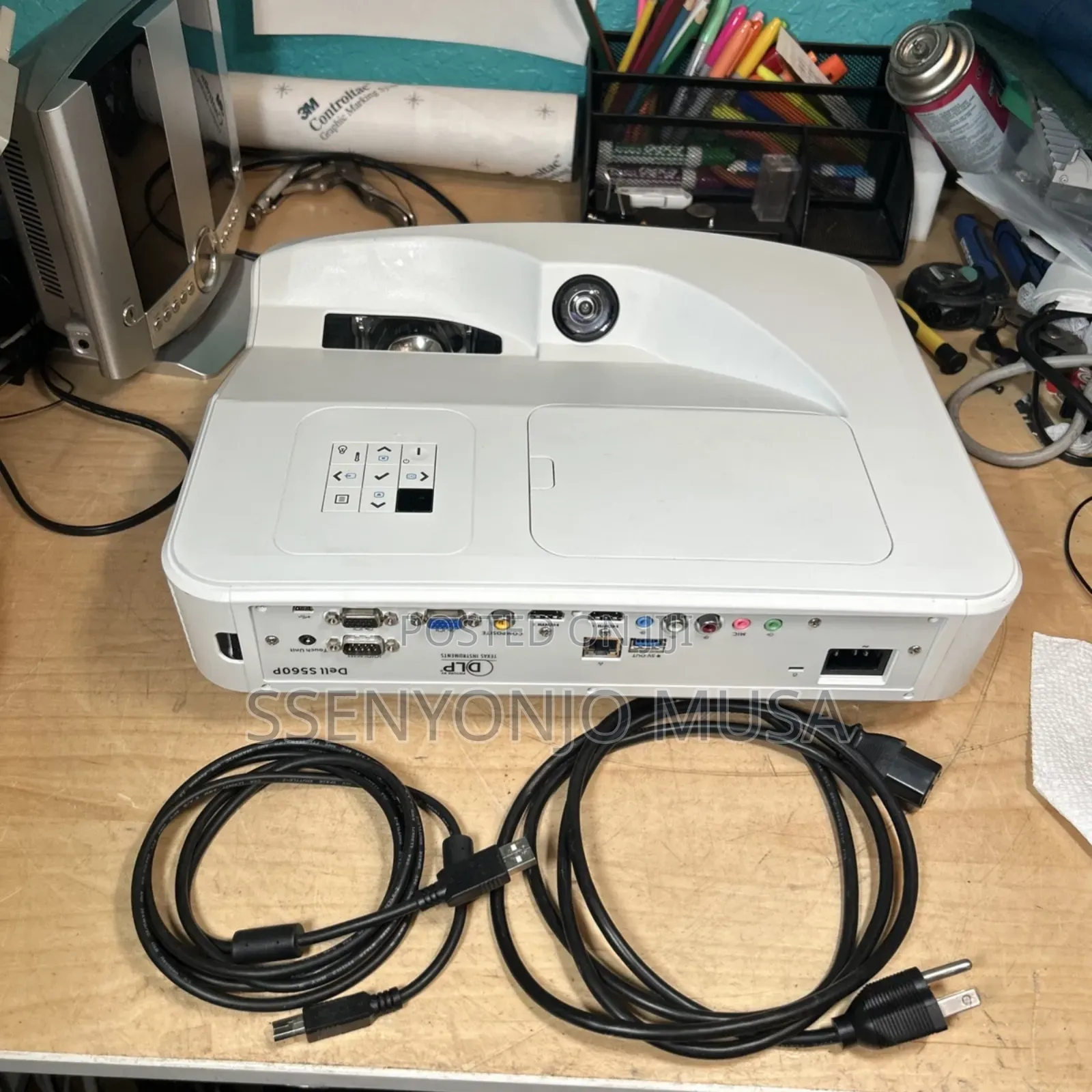 Dell S560t Interactive Touch Projector - 1080p, 3400 Lumen