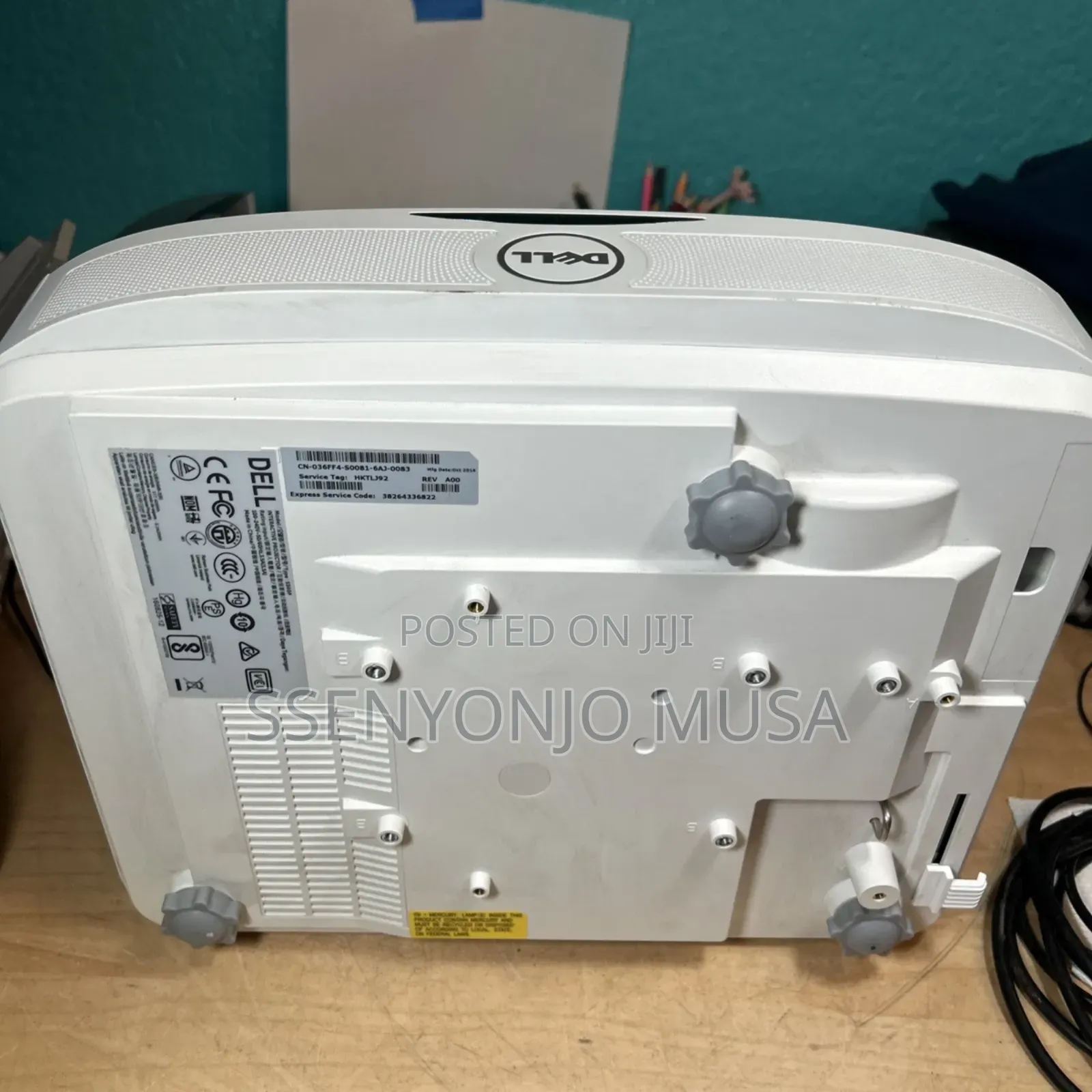 Dell S560t Interactive Touch Projector - 1080p, 3400 Lumen