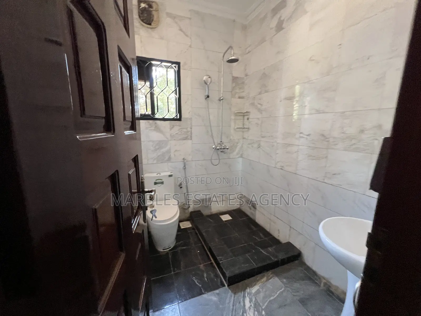 4bdrm House in Bugolobi, Central Division for rent
