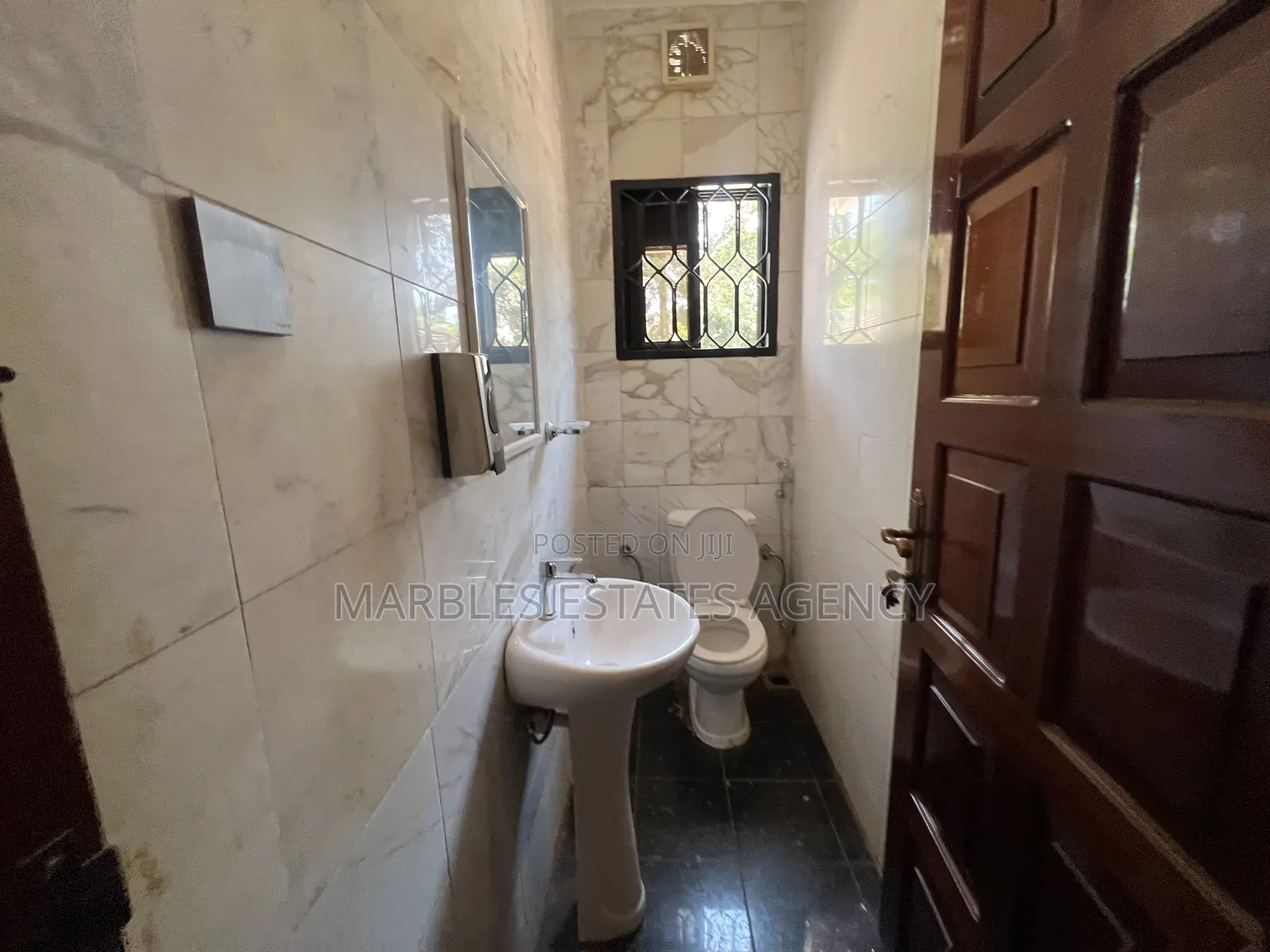 4bdrm House in Bugolobi, Central Division for rent
