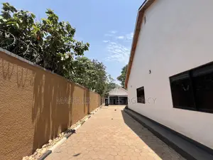 4bdrm House in Bugolobi, Central Division for rent