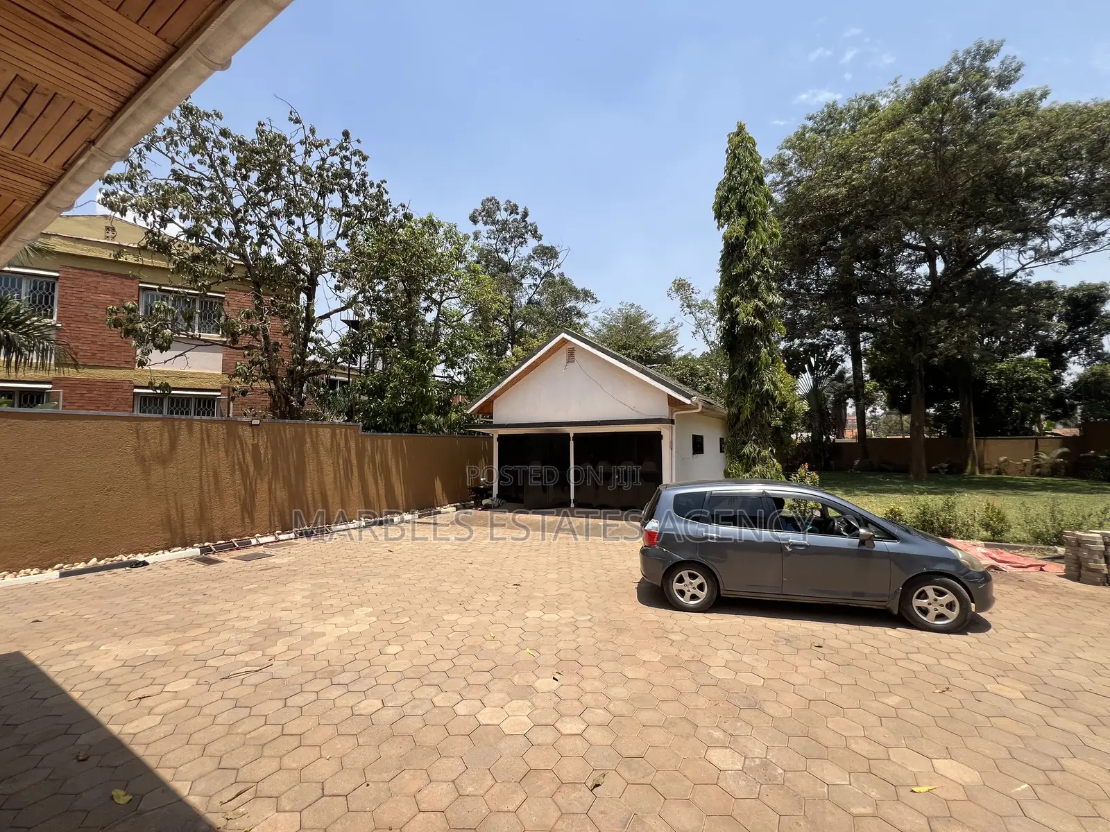 4bdrm House in Bugolobi, Central Division for rent