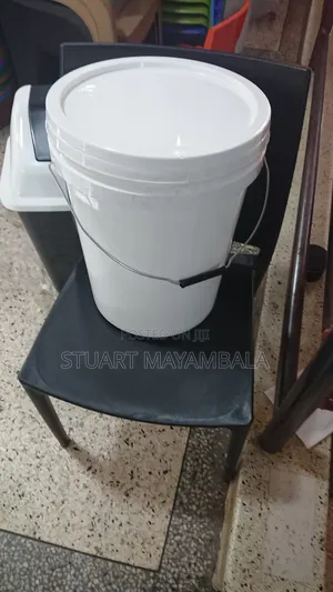 Plastic Paint Bucket