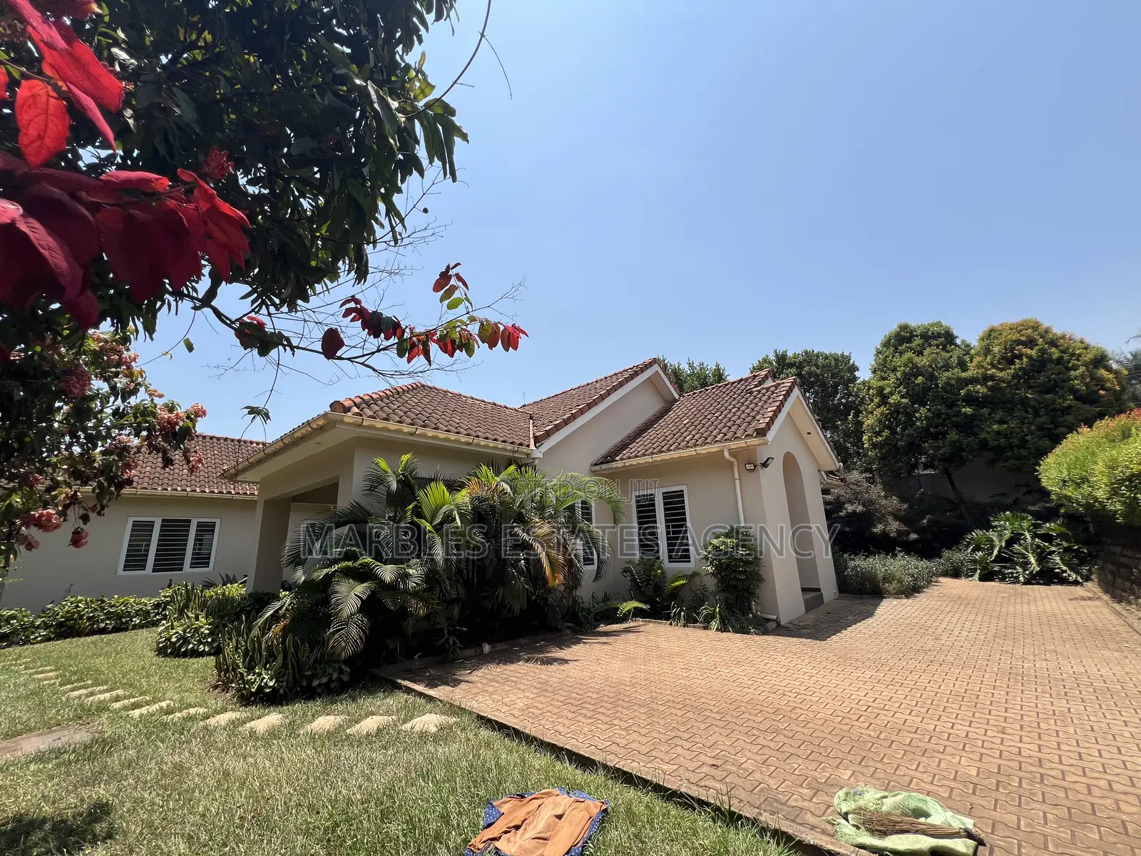 4bdrm House in Kololo, Central Division for rent