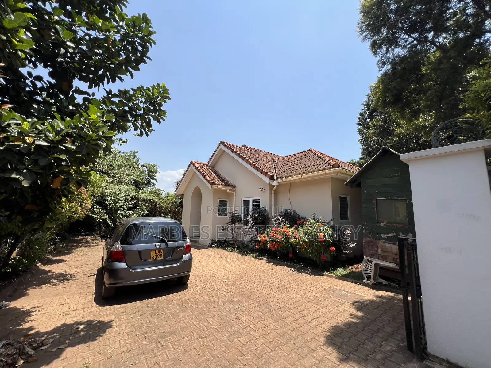 4bdrm House in Kololo, Central Division for rent