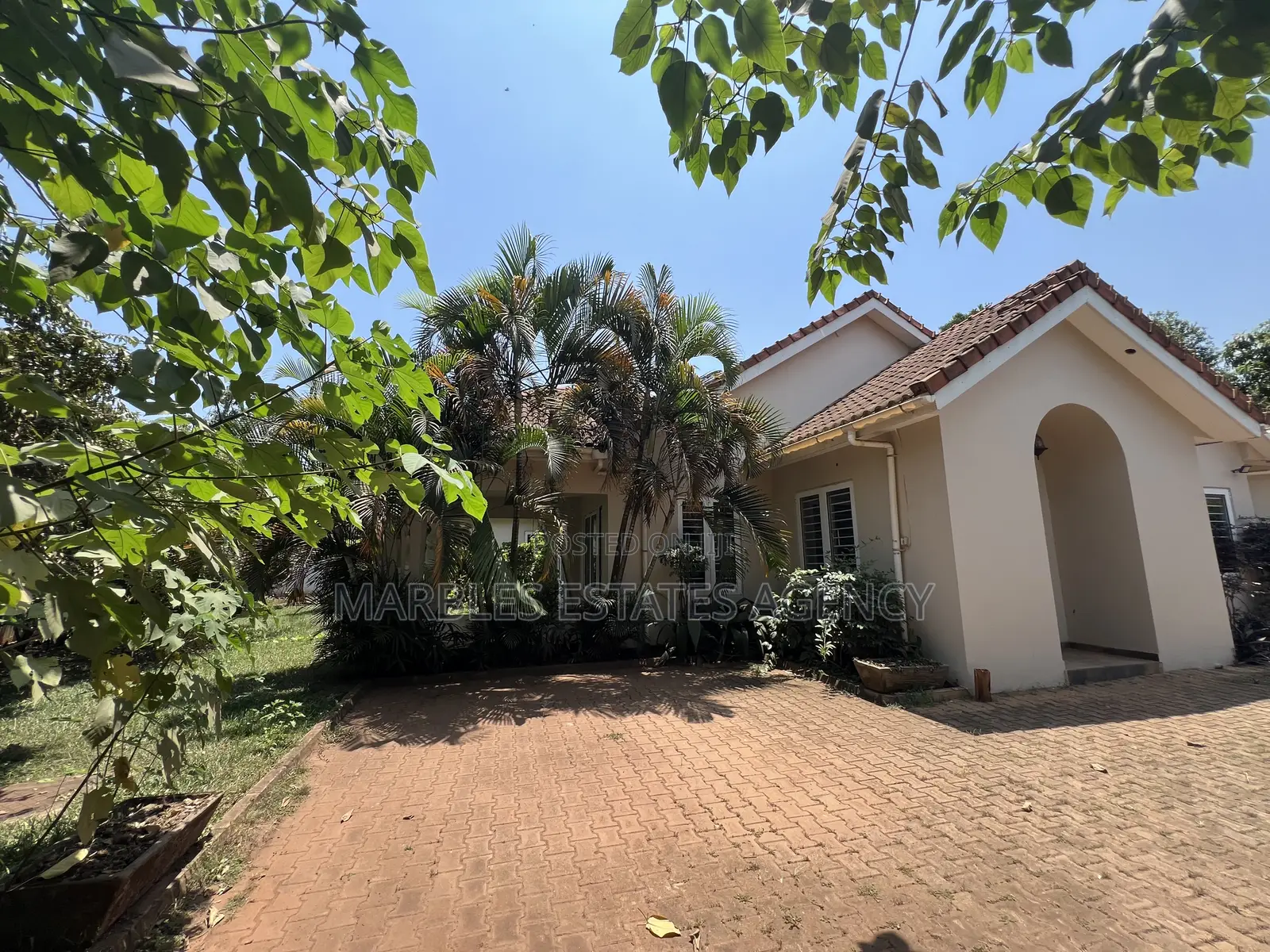 4bdrm House in Kololo, Central Division for rent