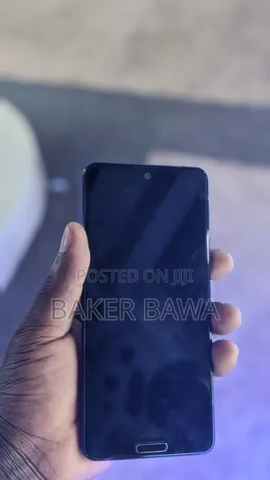 Sharp Aquos R5G 256 GB Black