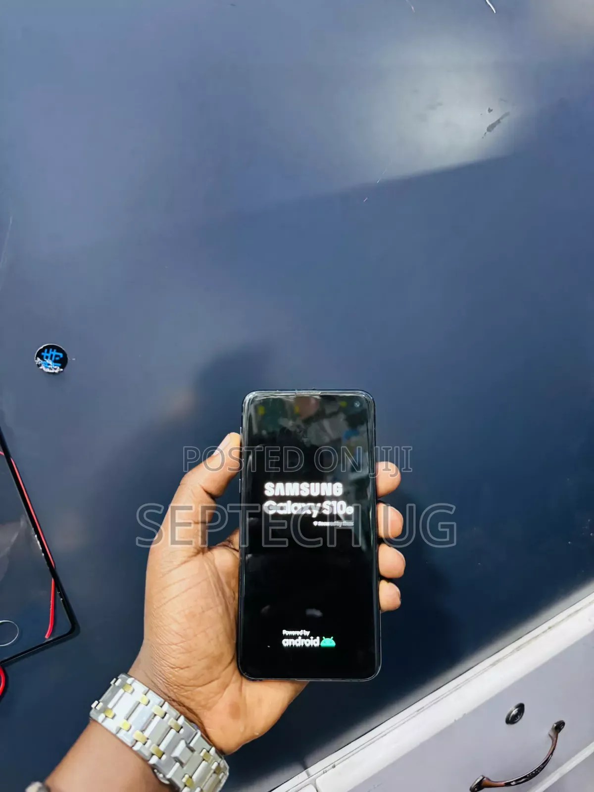 New Samsung Galaxy S10e 128 GB Black