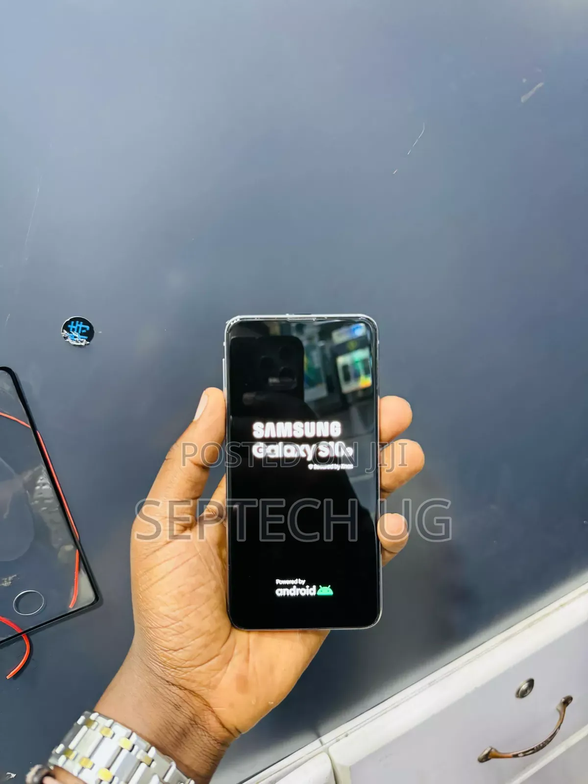 New Samsung Galaxy S10e 128 GB White