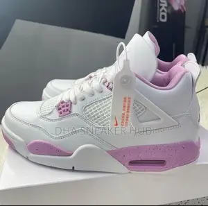 Air Jordan 4 Pink Oreo