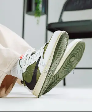 Air Jordan 1 Low Cactus Jack With Green and Cream