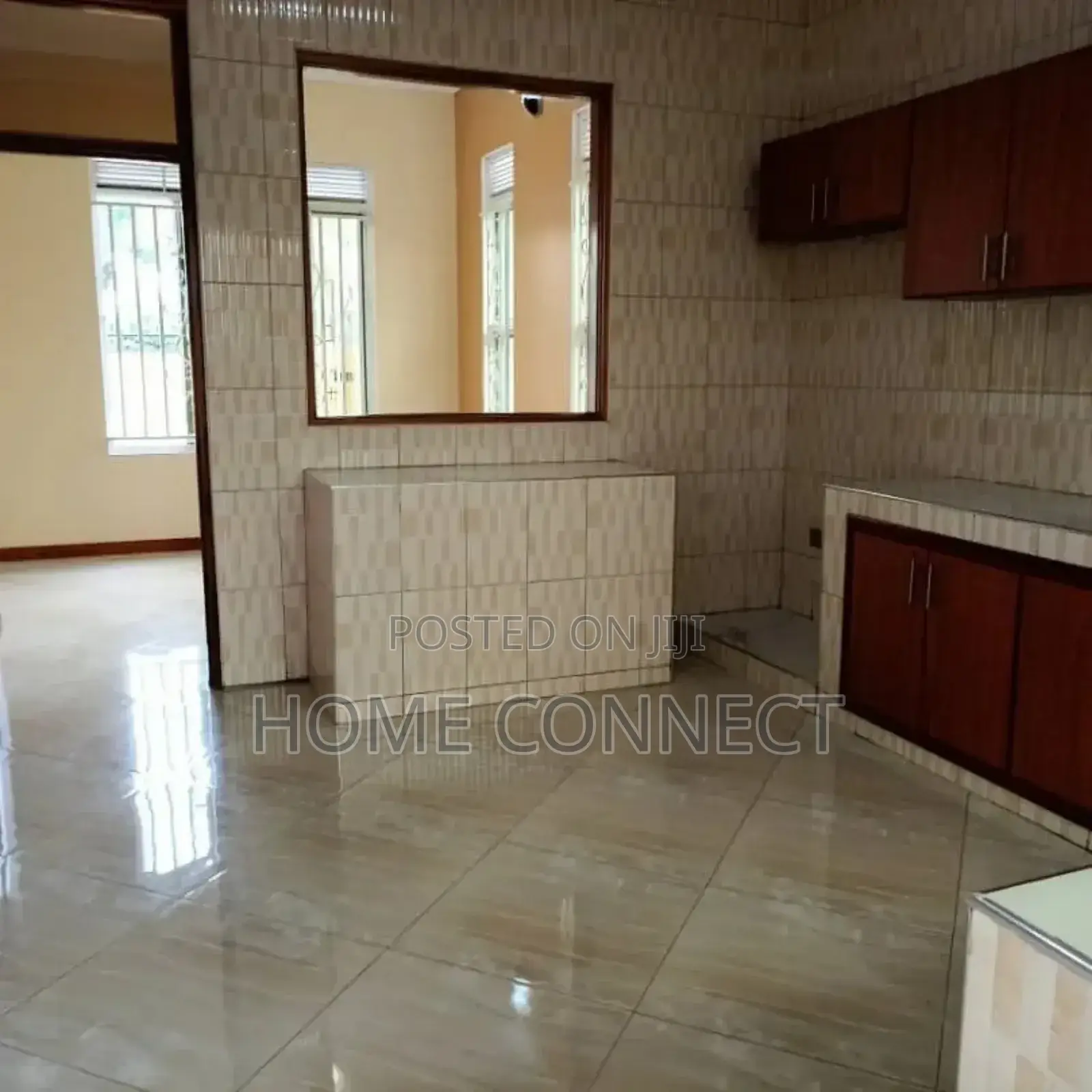 4bdrm Bungalow in Bwebajja Akright, Central Division for rent