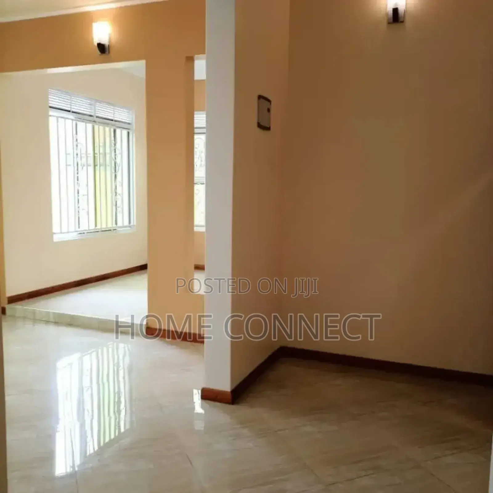 4bdrm Bungalow in Bwebajja Akright, Central Division for rent