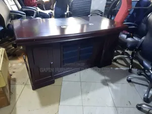 Photo - 180cm Second Hand Executive Table
