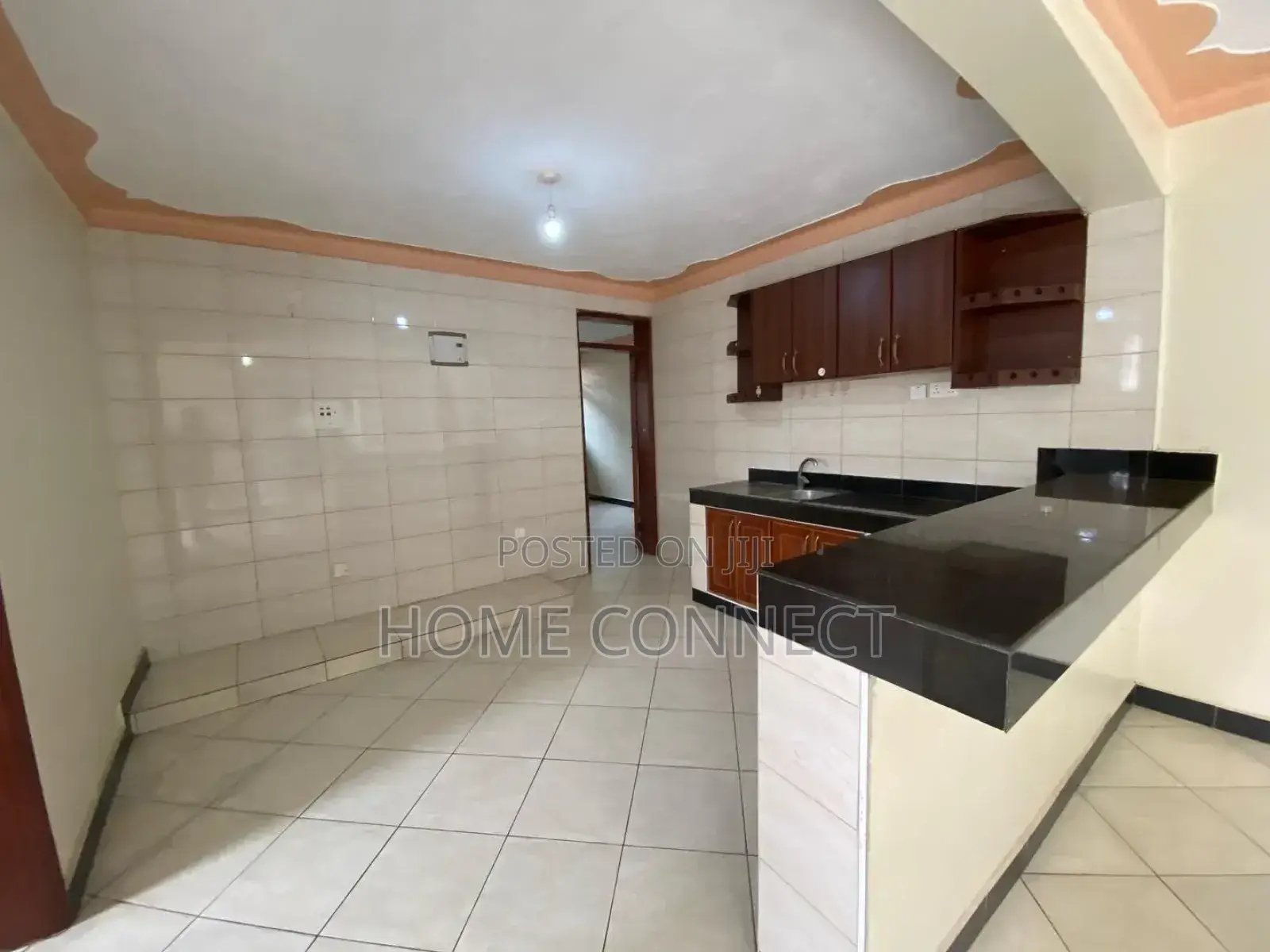 2bdrm Apartment in Muyenga Kironde Rd, Central Division for rent