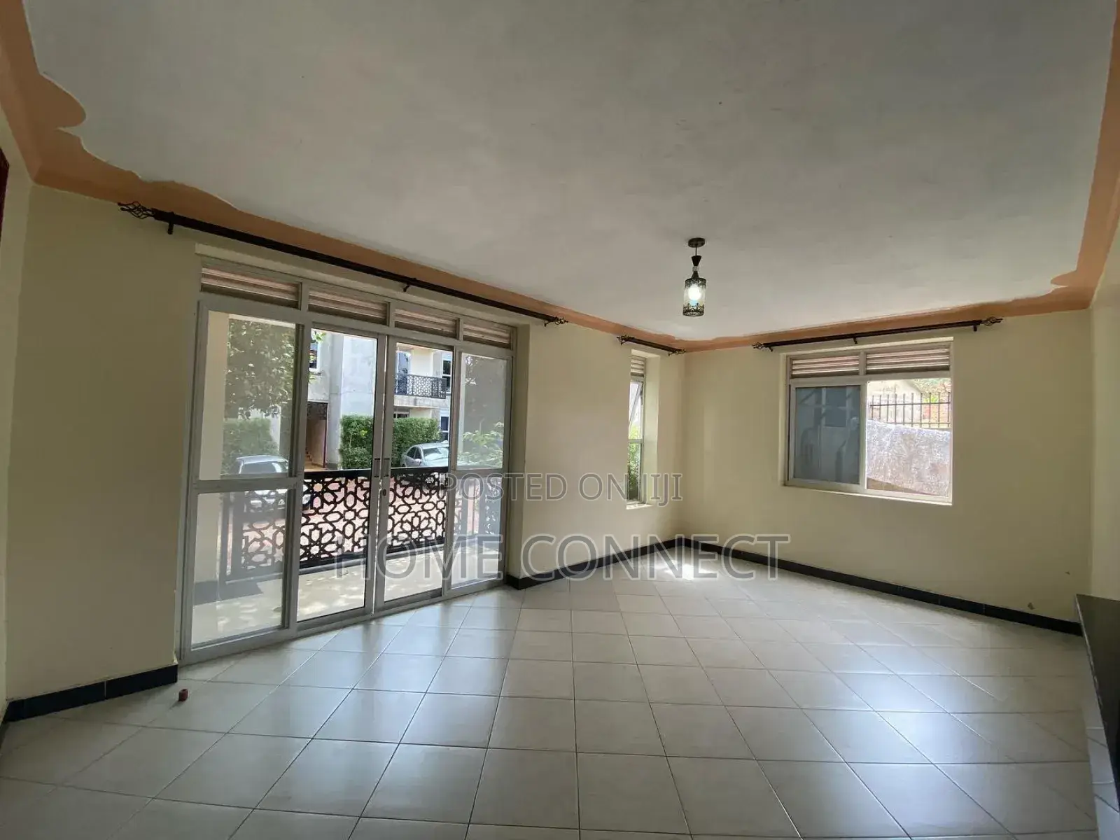 2bdrm Apartment in Muyenga Kironde Rd, Central Division for rent