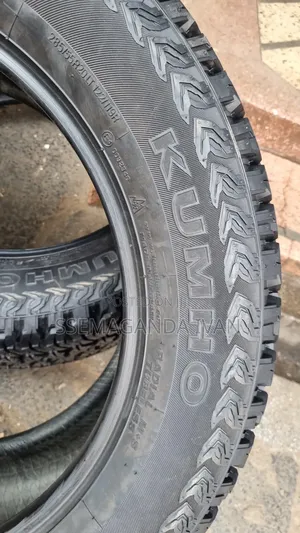 285/55r20 Road Venture Kuhmo Foreign Used Tyres