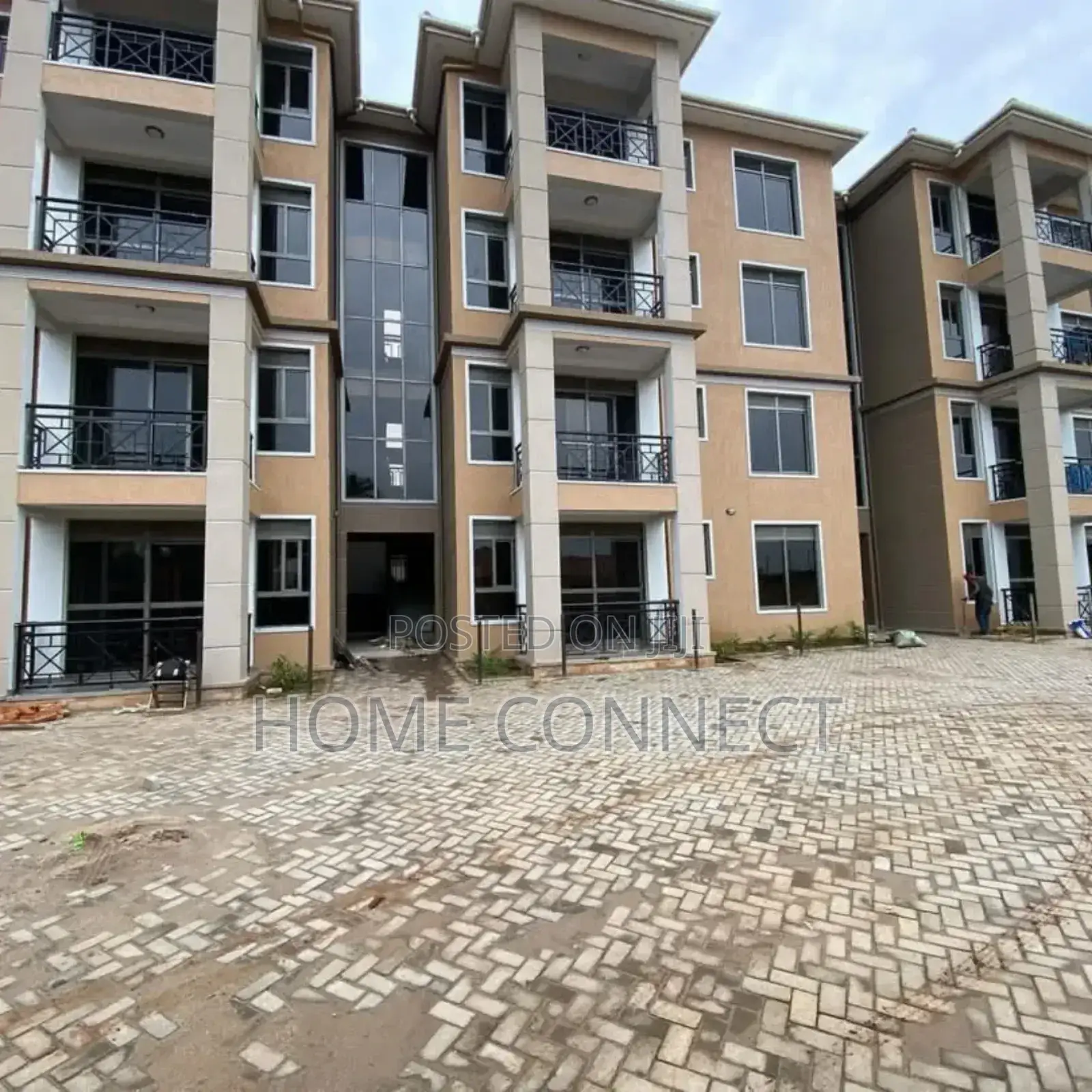 2bdrm Apartment in Muyenga, Central Division for rent