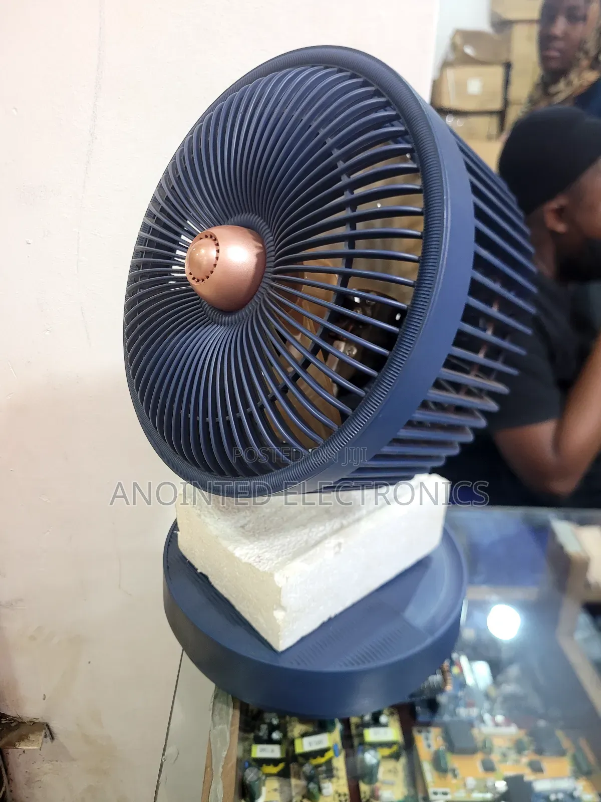 Tabltable or Desk Fan