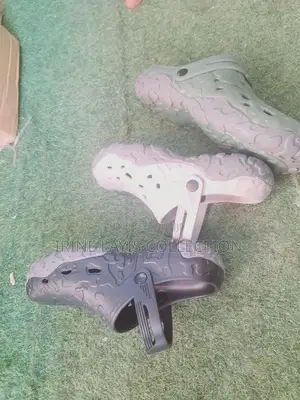 Men's Croc Shoes