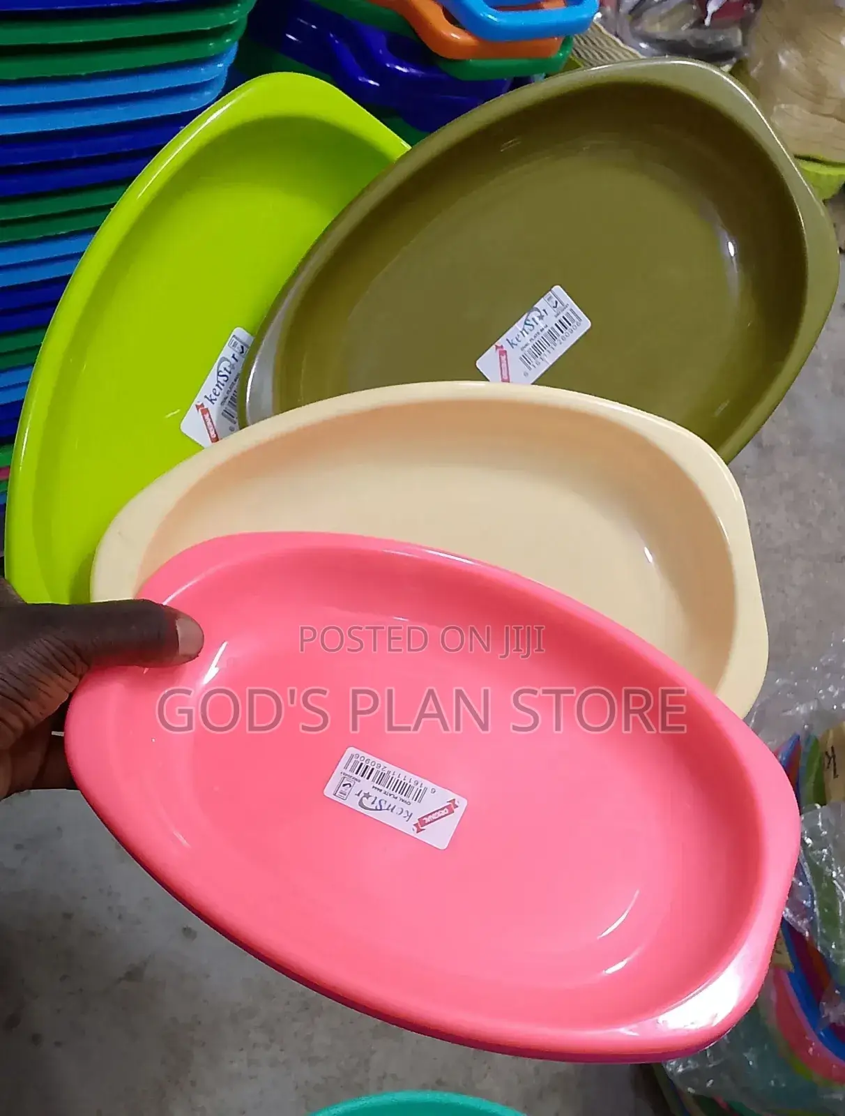 Plastic Plates 12pcs