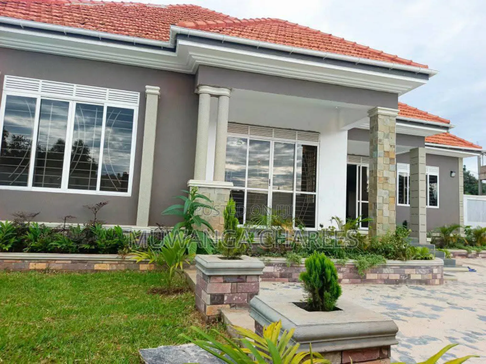 4bdrm Bungalow in Fs Properties Ltd, Division A for sale