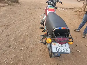 Bajaj Boxer 2018 Red