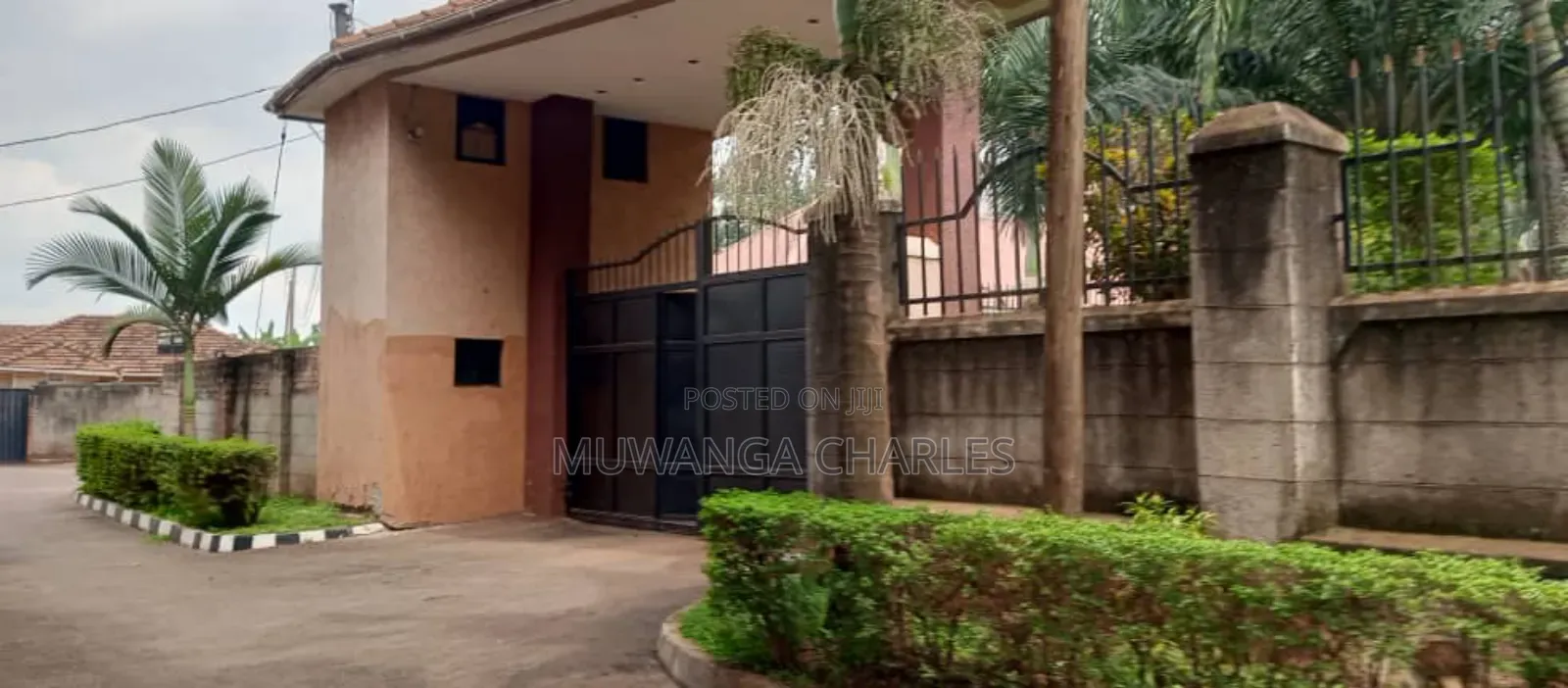 6bdrm Duplex in Fs Properties Ltd, Rubaga for sale