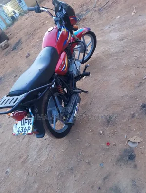 Photo - Bajaj Boxer 125 2023 Red