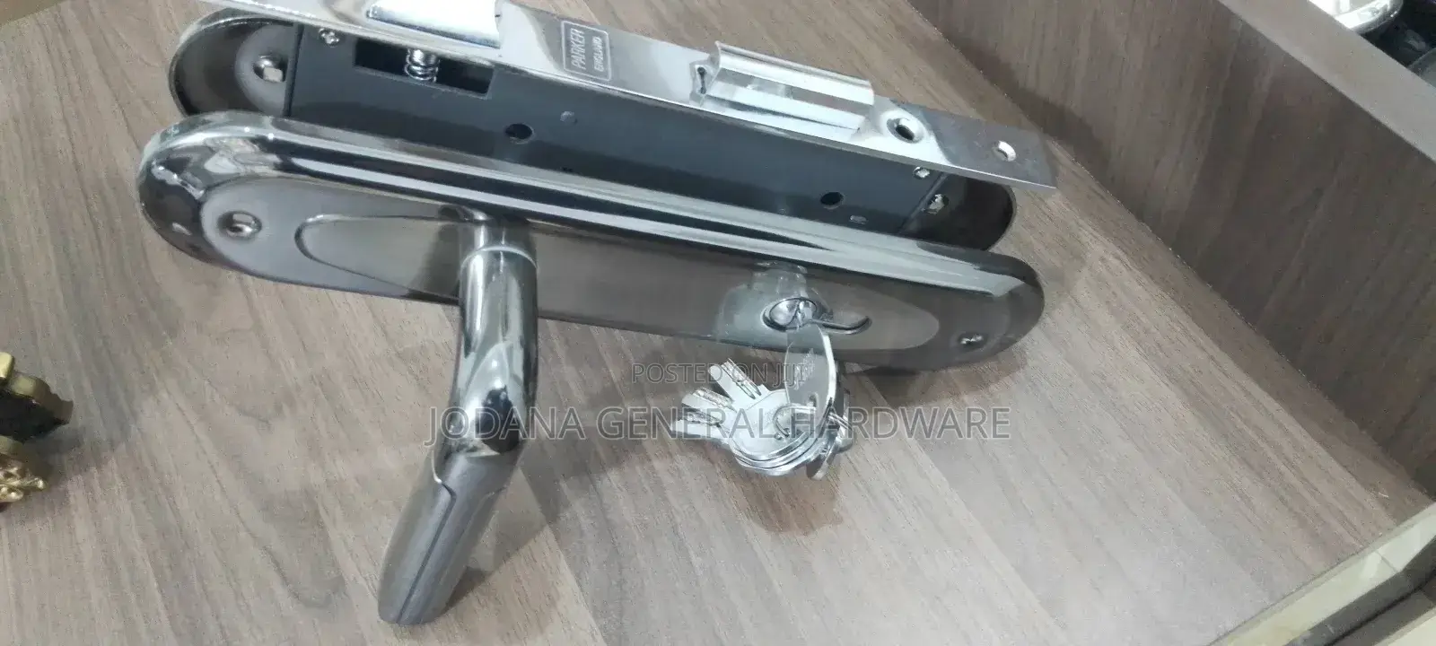Door Lock With Engine