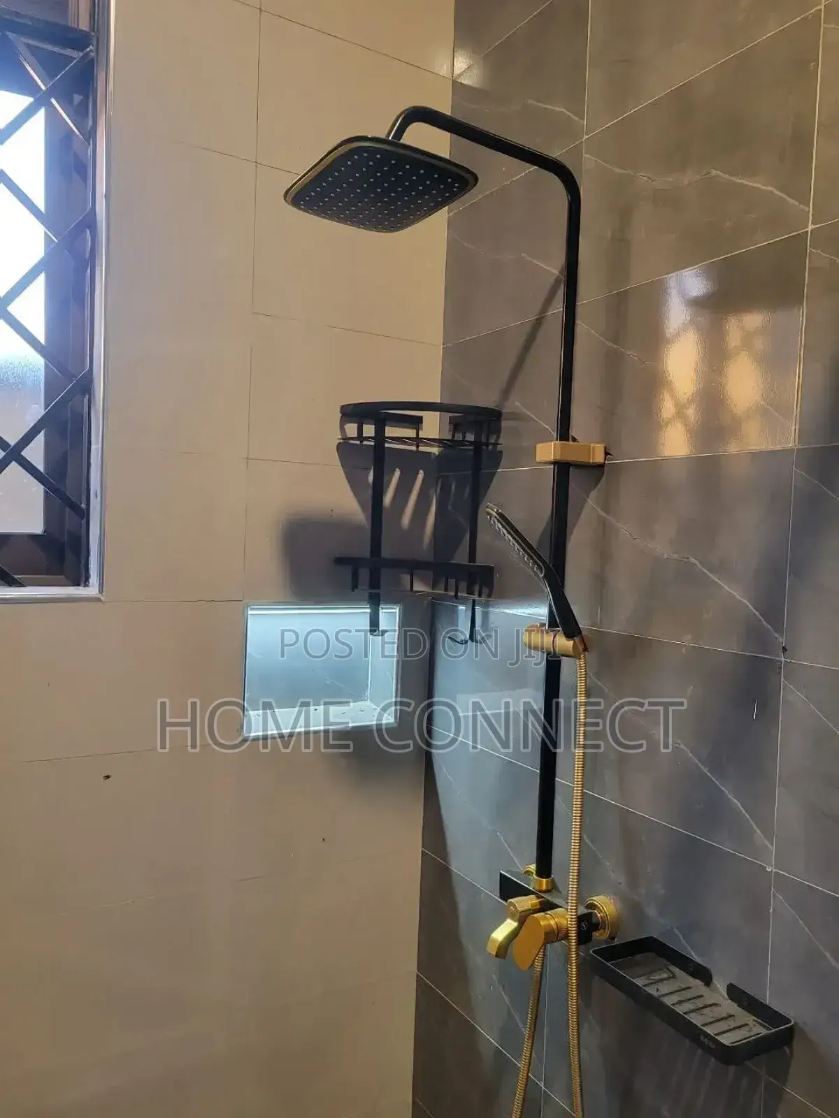 4bdrm Apartment in Bwebajja Akright, Central Division for rent