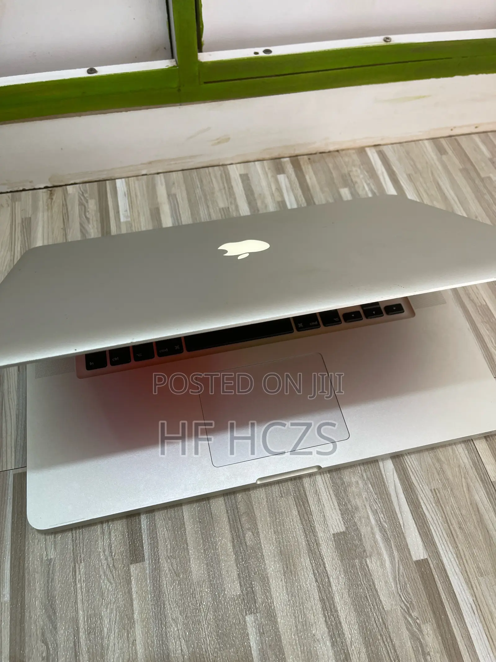 Laptop Apple MacBook Pro 4GB Intel Core I7 HDD 256GB
