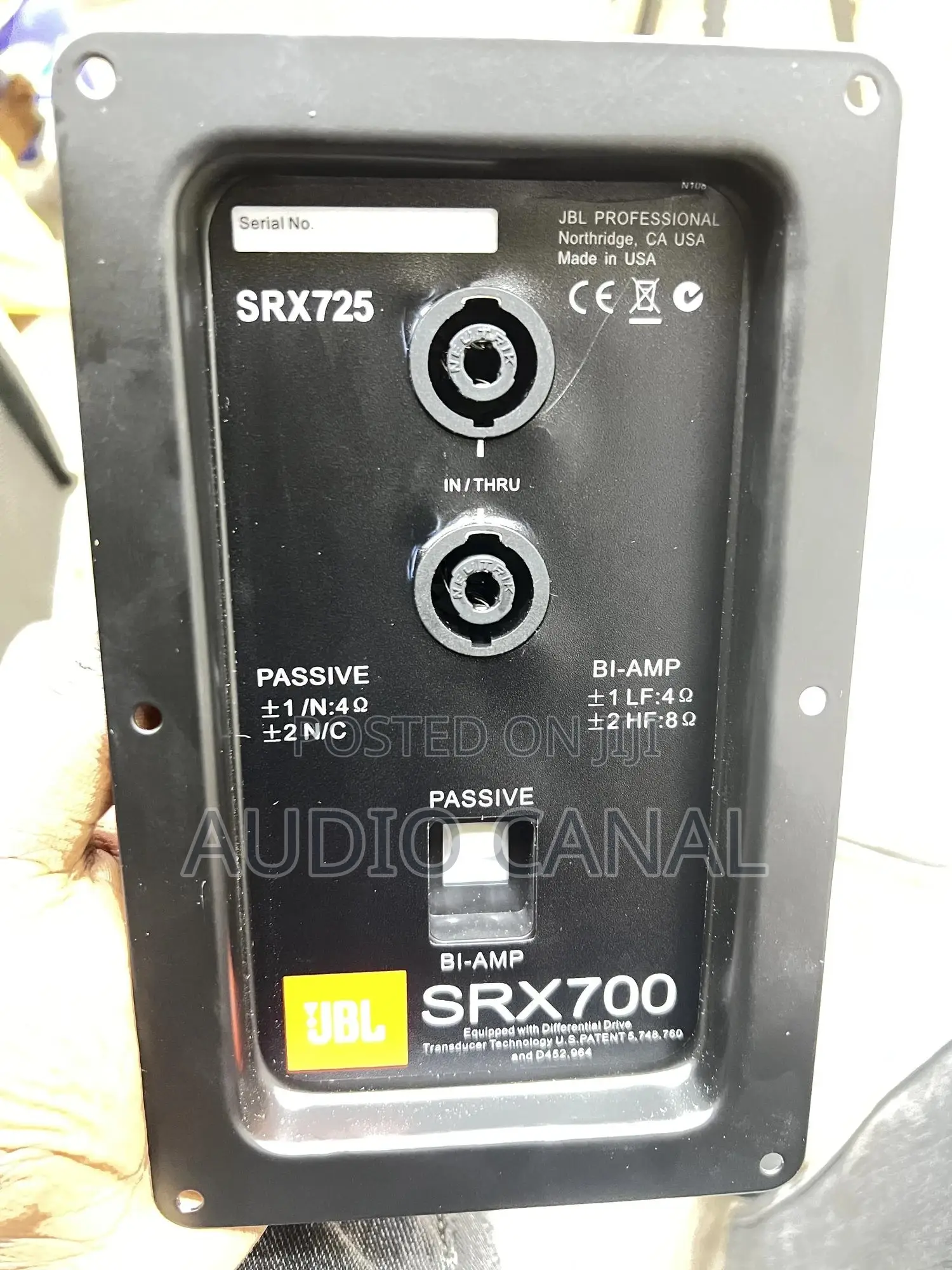 Srx725 Back Socket